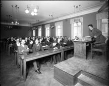 Interiör från Handelshögskolan i Stockholm, Brunkebergstorg 2