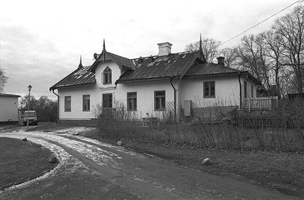 Mangårdsbyggnad