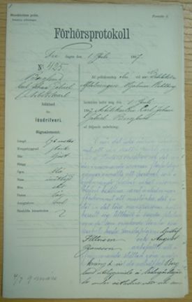 Handskrivet förhörsprotokoll.