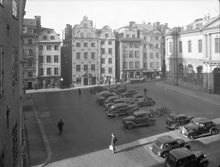 Stortorget med kv Echo i fonden