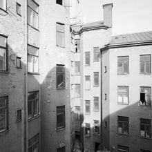 Sankt Eriksgatan 32 A och B. Gården under rivning