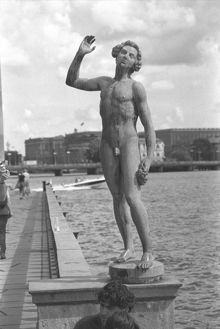 Sången, skulptur i Stadshusträdgården