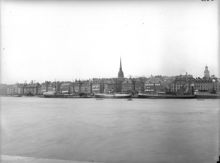 Utsikt mot Skeppsbron från Skeppsholmen