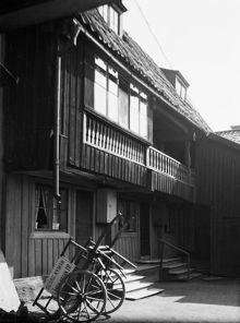 Långa gatan 12