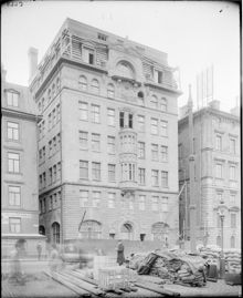 Skeppsbron 44
