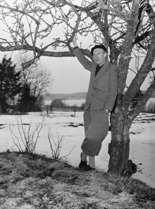Erikslund/Hölö. Poeten och författaren Gunnar Ekelöf, Frödingstipendiat