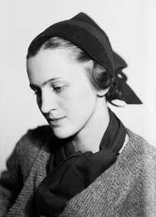 Porträtt av kvinna, Sven-Nilsson