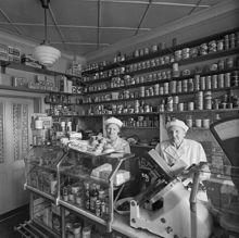 Malmskillnadsgatan 38. Maria Bergs matvaruaffär