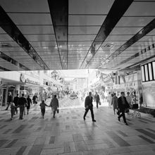 Sergelgatan under Mäster Samuelsgatans viadukt