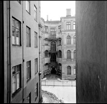 Östermalmsgatan 45. Gårdsfasader