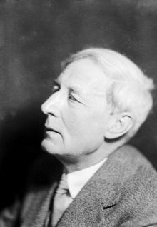 Porträtt av Ragnar Östberg, arkitekt och professor i arkitektur vid Konsthögskolan 1922-1932
