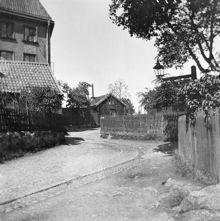 Från Kungsholms Kyrkoplan vy mot nordväst och Lilla Västra Kvarngränd. Nuvarande kv. Opalen