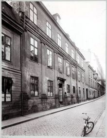 Karduansmakargatan  8