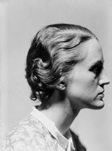 Porträtt av kvinna, Oxenstierna