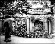 Tessinska palatsets gård, Överståthållarhuset, Slottsbacken 4