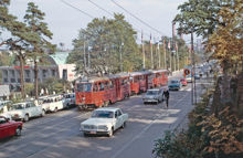 Lidingötåg linje 21  på Lidingövägen