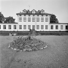 Riddersviks herrgård, Hässelby. Huvudbyggnaden
