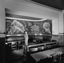 Stureplan 6. Restaurang Sturehof. Väggmålningen ""Snäckan""