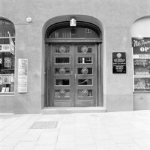 Portal och del av fasad till Sankt Eriksgatan 81