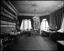 Interiör med skriftställaren Carl Forsstrand