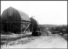 Pungpinan småstugeområde under byggnad vid Lugna gatan söderut med kvarteren Pungpinan t.h. och Hjälpsamheten t.v.