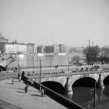 Utsikt österut från Strömgatan mot Norrbro och Södra Blasieholmshamnen vid Norrström