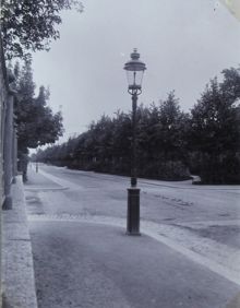 Karlavägen. Gatlykta 1896 