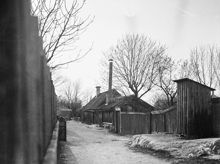 Åsögatan 159 västerut. Nuv. Åsögatan 213.