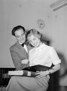 Skolavslutning på Stockholms handelsgymnasium (Frans Schartaus handelsinstitut)
