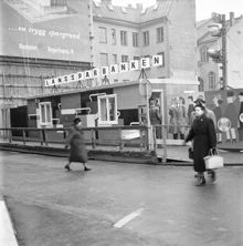 Drottninggatan. Länssparbankens tillfälliga bankkontor