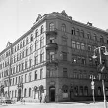 Hörnet av Styrmansgatan 45 t.v. och Linnégatan 60
