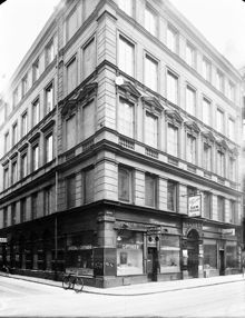 Exteriör av huset Drottninggatan 80, Apelbergsgatan 49