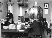 Fredsföreningens expedition på Regeringsgatan 74 år 1917