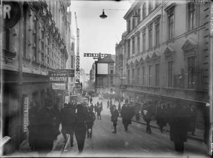 Hamngatan österut från Hamngatsbacken.