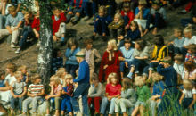 Barnens ö: Folksamling