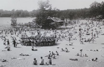 Flatenbadet. Plagen, serveringsbyggnad och hopptorn 1936