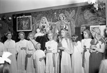 Statens Normalskola. Julspel. Luciatåg och julevangeliet