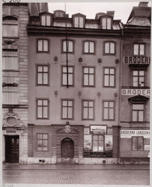 Husfasad mot Skeppsbron