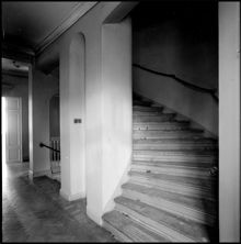 Östermalmsgatan 39, Bernadotteska huset. Trapphuset 1 tr