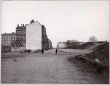 Odengatan från Sankt Eriksplan med Vasaparken till höger och kv. Liljan till vänster