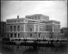 Utsikt över Norrbro och Operan på Gustav Adolfs Torg