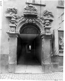 Bollhusgränd n:r 1B, portal