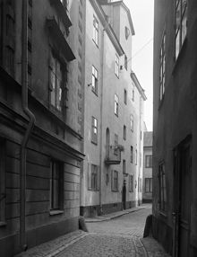 Tyska Skolgränd 4 och 2