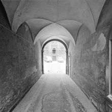Götgatan 16. Ebba Brahes palats. Portgång från Götgatan
