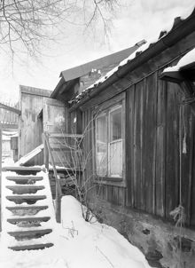 Tjärhovsgatan 37, gården vid norra delen av tomten