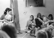 Dockteatern "Den vilda bebin", 1985