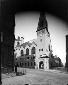 Sankt Peterskyrkan, Upplandsgatan 12, i hörnet av Kammakargatan vintertid