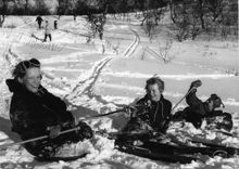 Manilla: Lek i snö