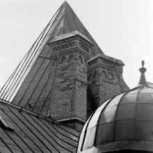 Östermalmsfängelset. Porten