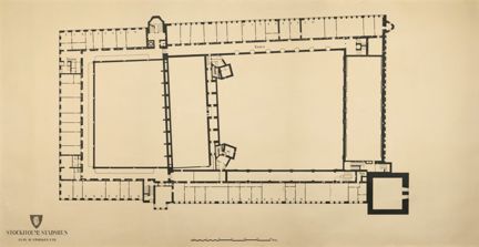  Ritning i stort format av stadshuset, plan av våningen 4 trappor, i tusch på gulnat papper